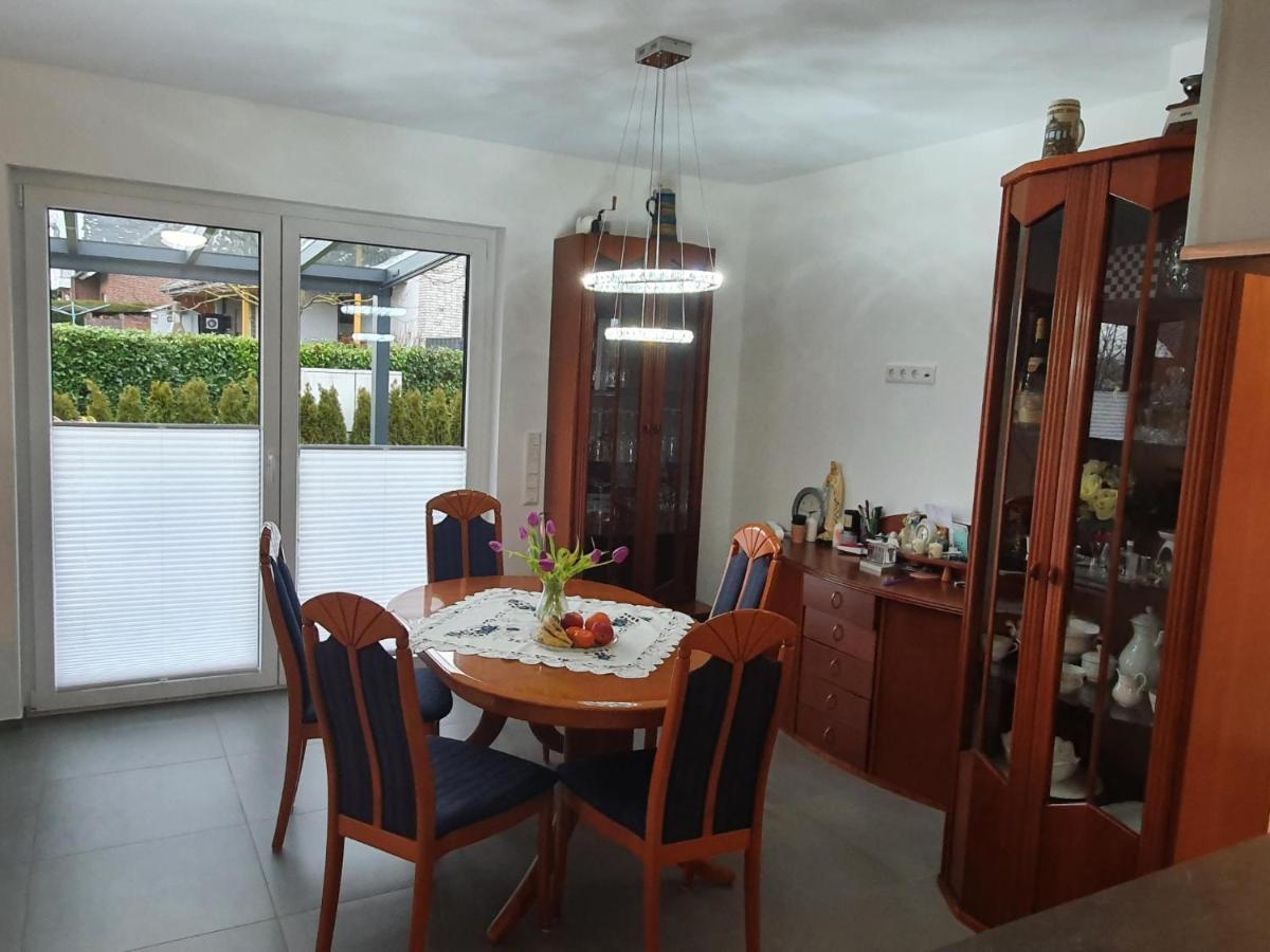 Grosszuegige Unterkunft Mit Terrasse Oberbrechen Exteriör bild