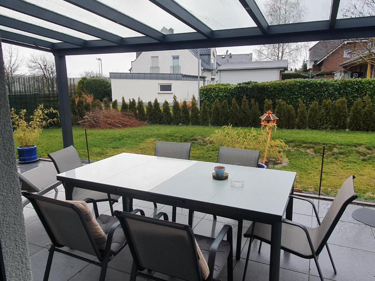 Grosszuegige Unterkunft Mit Terrasse Oberbrechen Exteriör bild